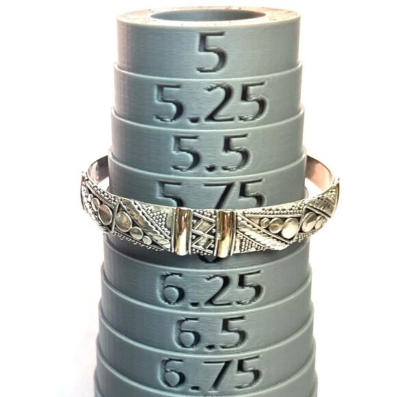 Vintage Sterling Silver 925 Etched Cuff Bracelet Tribal Design Size 6 Estate - Picture 5 of 9